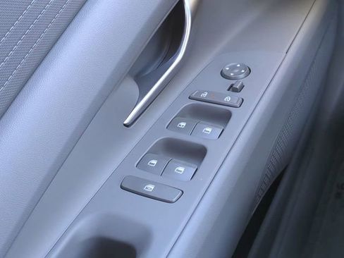 New 2026 Hyundai Elantra SE FWD image 21
