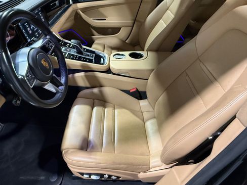 Used 2018 Porsche Panamera 4S AWD/4WD image 22