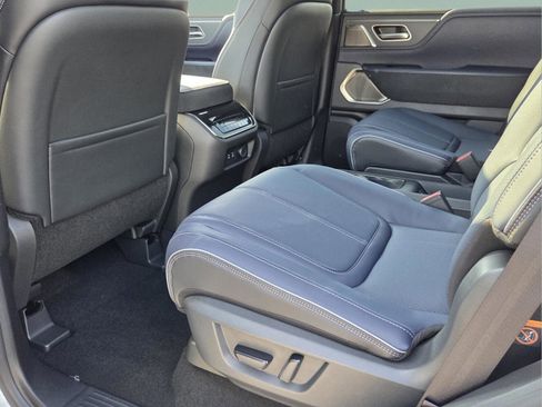 New 2026 INFINITI QX80 4WD w/ Sport Exterior Package image 9