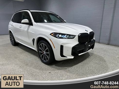 Used 2026 BMW X5 xDrive40i w/ M Sport Package AWD/4WD image 1