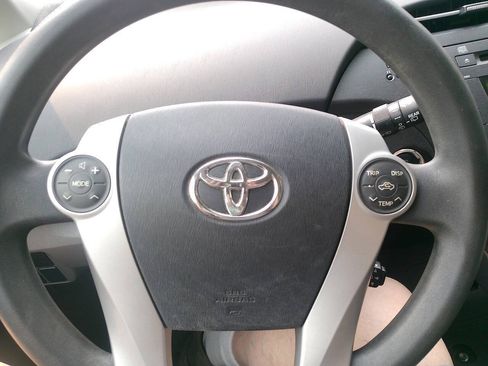 Used 2011 Toyota Prius Two FWD image 31