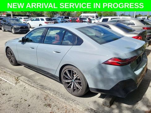 Used 2024 BMW 530i w/ M Sport Package image 4