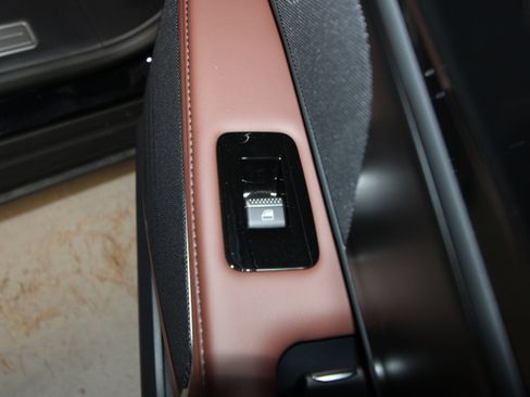 New 2026 Lincoln Nautilus Reserve image 29