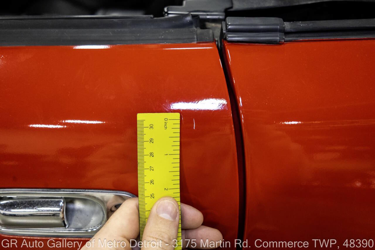 Used 1996 MAZDA MX-5 Miata RWD image 25