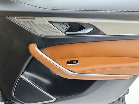 Used 2025 Jaguar F-PACE R-Dynamic S image 23