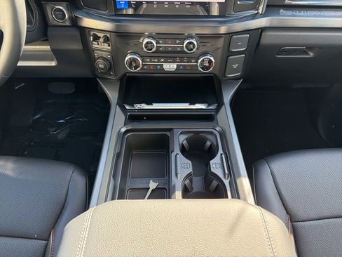 New 2026 Ford F250 Lariat w/ Black Appearance Package image 30