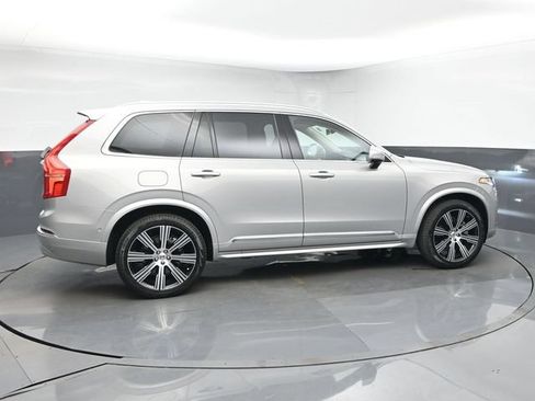 Used 2024 Volvo XC90 B6 Ultimate AWD/4WD image 9