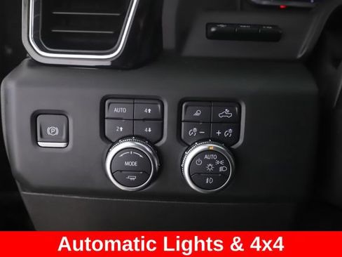 Used 2025 GMC Sierra 2500 Denali Ultimate AWD/4WD image 22