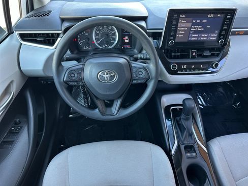 Used 2020 Toyota Corolla LE w/ LE Convenience Package FWD image 13