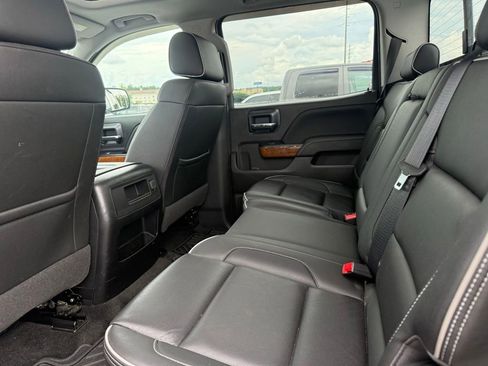 Used 2018 Chevrolet Silverado 1500 High Country AWD/4WD image 18