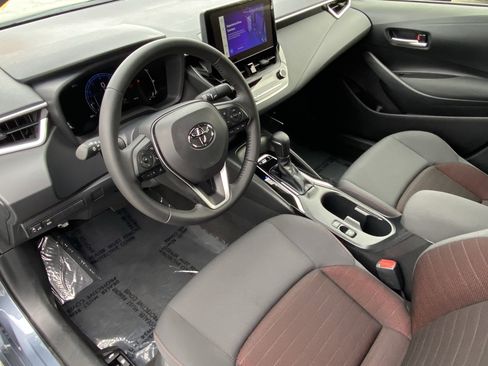Certified 2026 Toyota Corolla SE FWD image 24