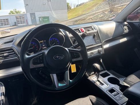 Used 2017 Subaru Legacy 2.5i Premium image 12