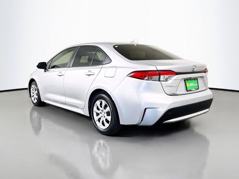 Used 2020 Toyota Corolla LE image 7