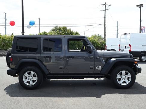 Used 2020 Jeep Wrangler Unlimited Sport S AWD/4WD image 4