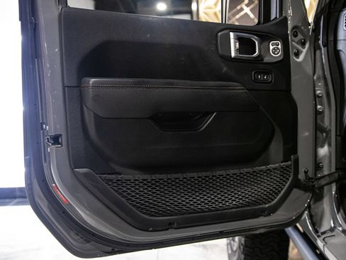 Used 2023 Jeep Wrangler Unlimited Rubicon 392 w/ Trailer Tow Package AWD/4WD image 21