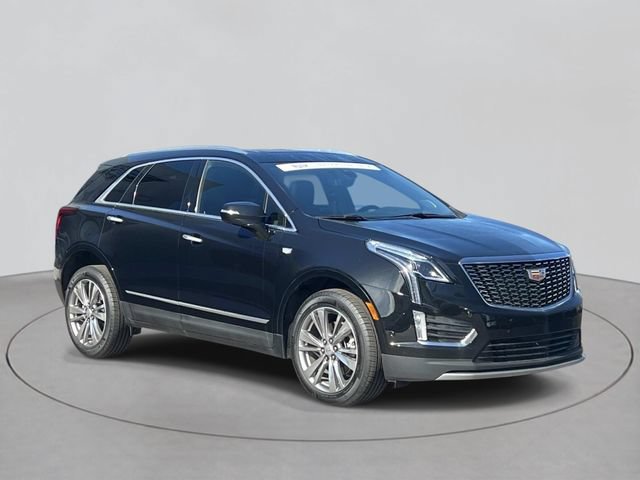 Certified 2025 Cadillac XT5 Premium Luxury w/ Technology Package AWD/4WD image 6