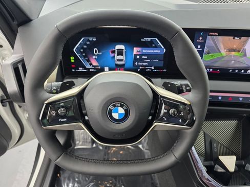 Used 2025 BMW X3 xDrive30i w/ Convenience Package image 18