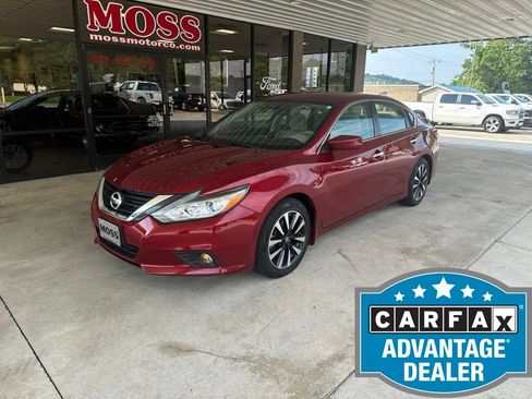 Used 2017 Nissan Altima 2.5 SV FWD image 1