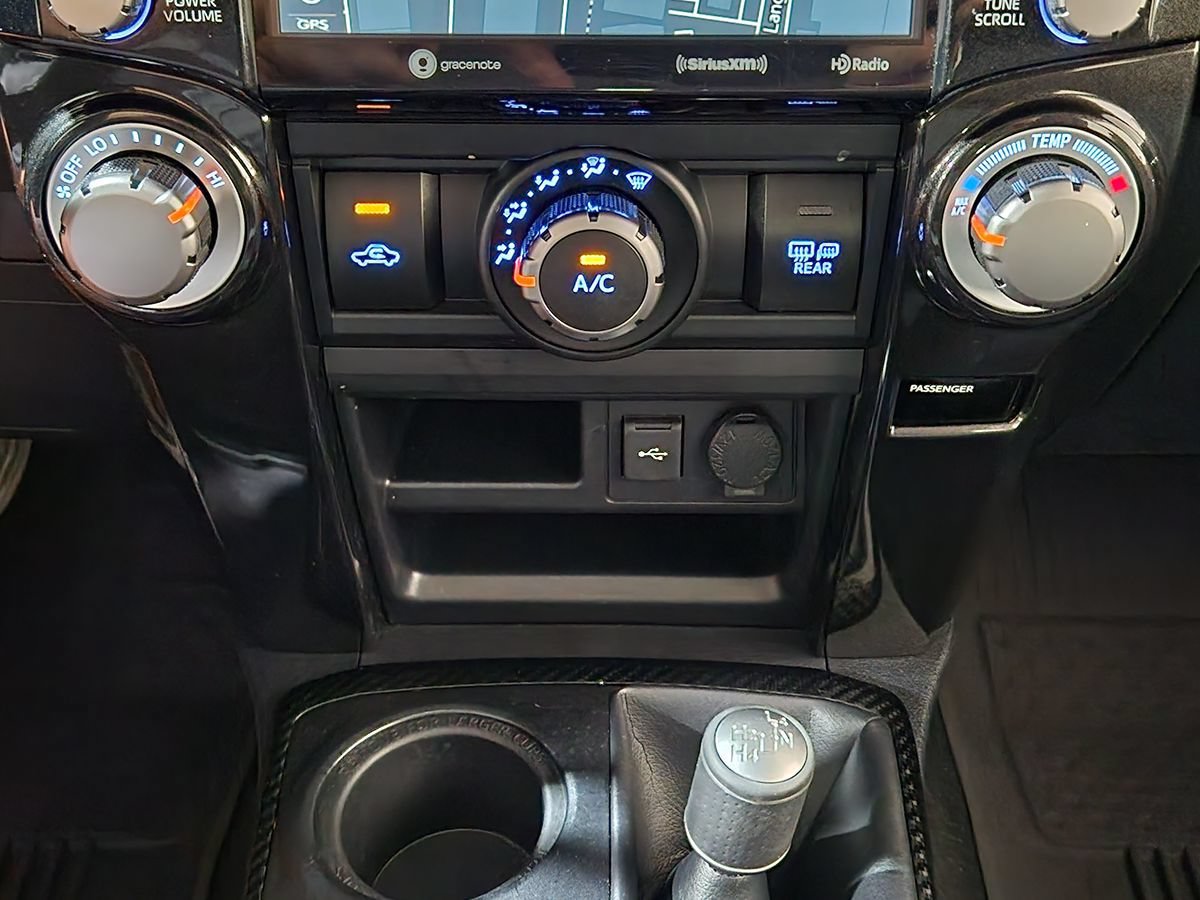 Used 2021 Toyota 4Runner TRD Off-Road Premium AWD/4WD image 34