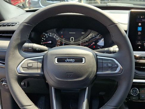 New 2026 Jeep Compass Latitude AWD/4WD image 13