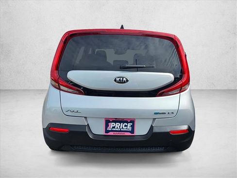 Used 2020 Kia Soul EX FWD image 6