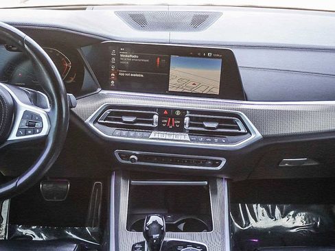 Used 2022 BMW X5 sDrive40i w/ M Sport Package image 15