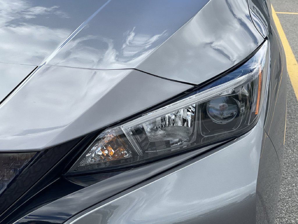 Used 2025 Nissan Leaf S FWD image 17
