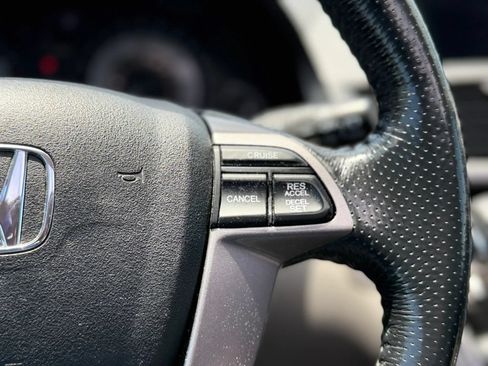 Used 2017 Honda Odyssey EX-L image 35