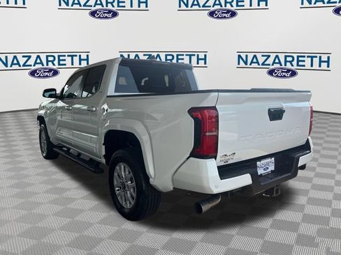 Used 2024 Toyota Tacoma SR5 AWD/4WD image 5