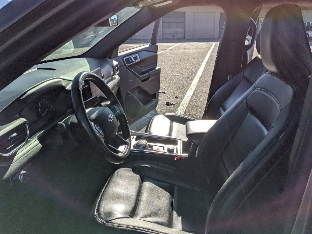 Used 2020 Ford Explorer XLT w/ Equipment Group 202A AWD/4WD image 15