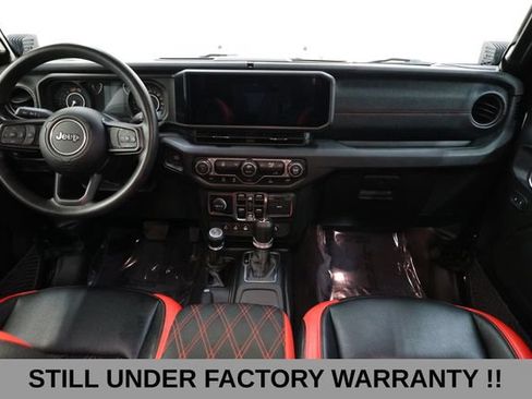 Used 2025 Jeep Wrangler Unlimited Sport AWD/4WD image 27
