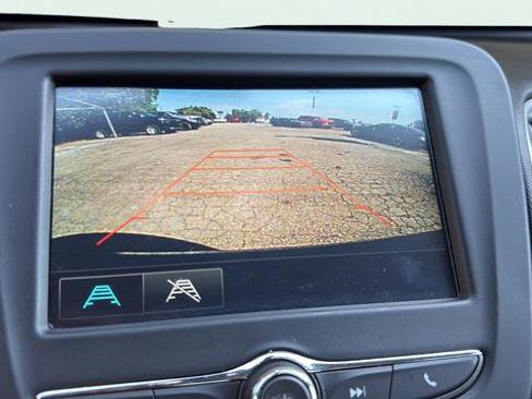 Used 2018 Chevrolet Malibu LS FWD image 17