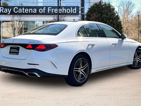 Used 2026 Mercedes-Benz E 350 4MATIC Sedan image 2