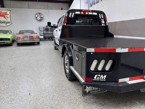 Used 2021 RAM 3500 Tradesman w/ Chrome Appearance Group image 9