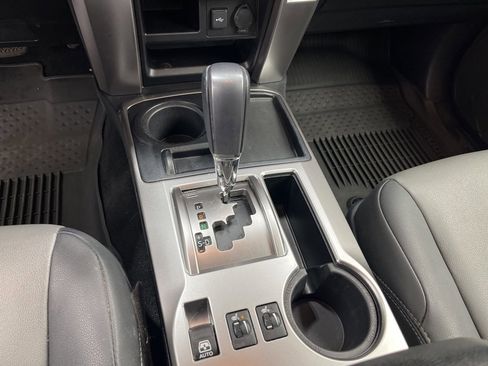 Used 2023 Toyota 4Runner SR5 Premium w/ Moonroof Package image 27