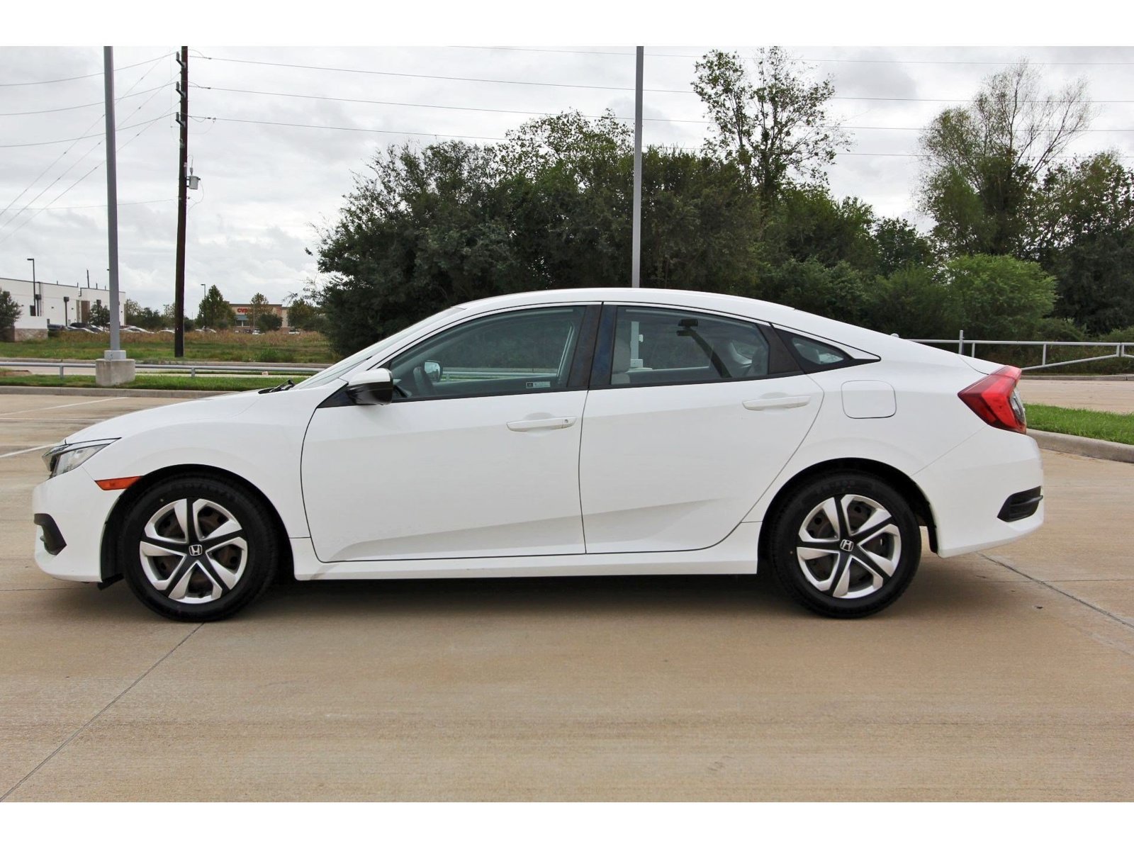 Used 2018 Honda Civic LX image 4