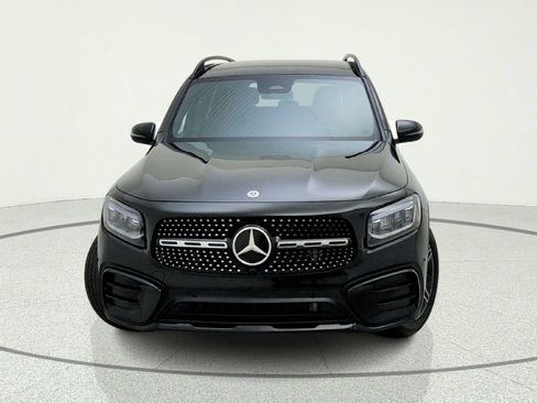 Certified 2024 Mercedes-Benz GLB 250 image 3