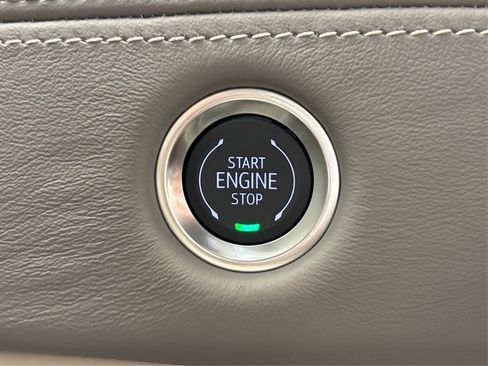 New 2025 Cadillac Escalade ESV Sport Platinum image 27