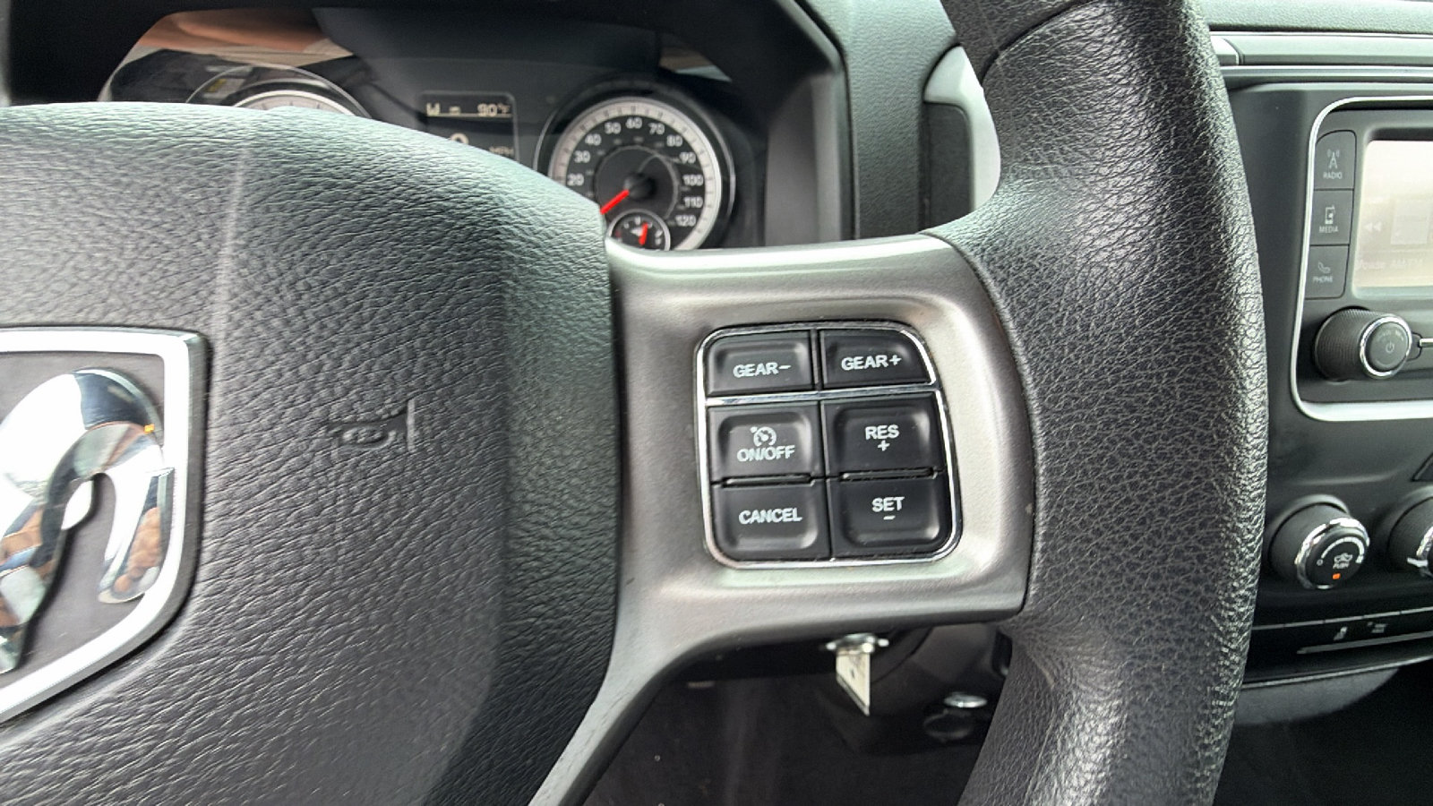 Used 2024 RAM 1500 Warlock RWD image 28