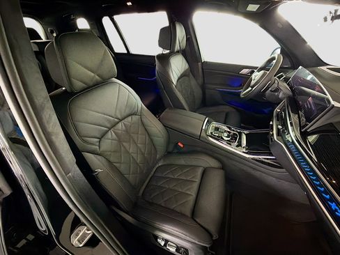 New 2027 BMW X7 xDrive40i w/ M Sport Package AWD/4WD image 15