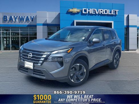 Used 2025 Nissan Rogue SV AWD/4WD image 1