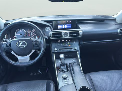 Used 2015 Lexus IS 250 w/ Navigation System Package RWD image 31
