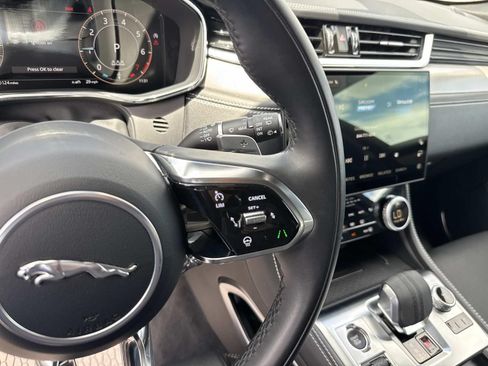 Used 2026 Jaguar F-PACE R-Dynamic S AWD/4WD image 24