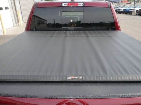 Used 2019 RAM 1500 Big Horn AWD/4WD image 9