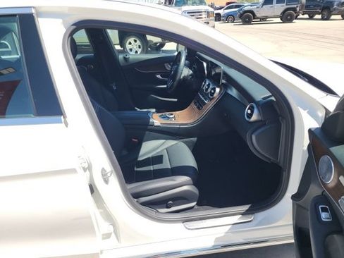 Used 2020 Mercedes-Benz C 300 Sedan image 26