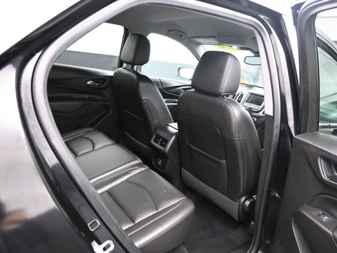 Used 2020 Chevrolet Equinox LT w/ Midnight Edition image 28