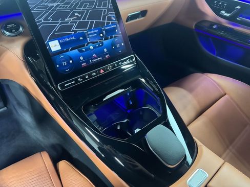 Used 2022 Mercedes-Benz SL 55 AMG 4MATIC image 16