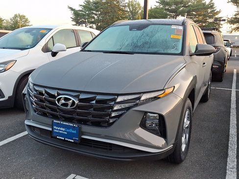 Certified 2024 Hyundai Tucson SEL AWD/4WD image 2