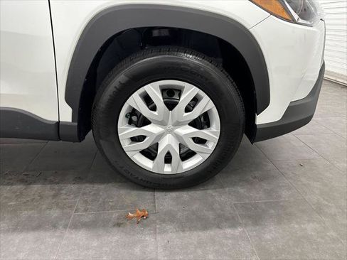 Certified 2022 Toyota Corolla Cross L FWD image 14