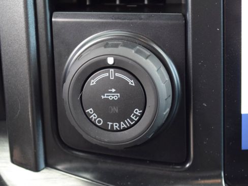 Used 2023 Ford F150 Lariat AWD/4WD image 11